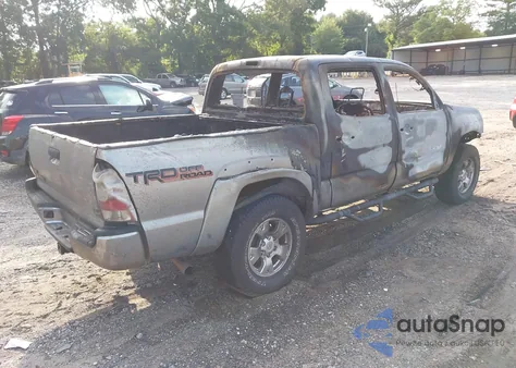 2015 Toyota Tacoma Base V6 z USA, uszkodzony, nr VIN 5TFLU4EN7FX136087